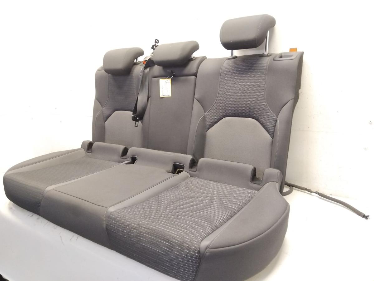 Seat Leon Kombi ST 5F Rücksitz Stoff schwarz dunkelgrau Bj.2019