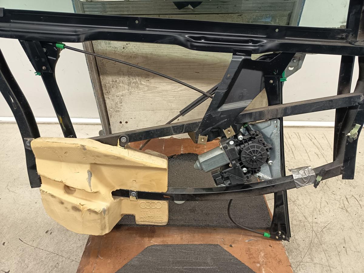 Audi A4 B5 original Fensterheber vorne links elektrisch Baujahr 1996
