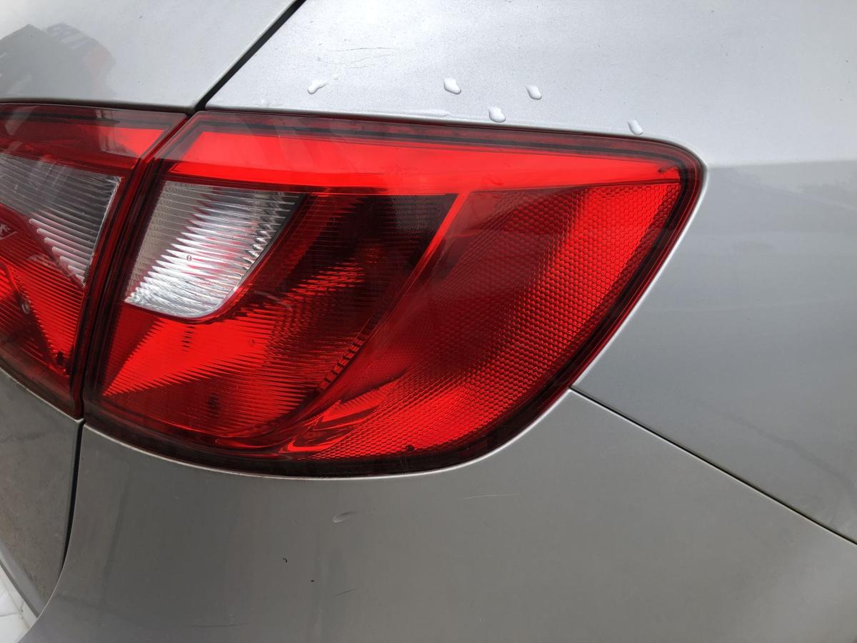 Seat Ibiza 6J 6P ST Kombi Rückleuchte außen rechts Ecke Rücklicht Heckleuchte ST