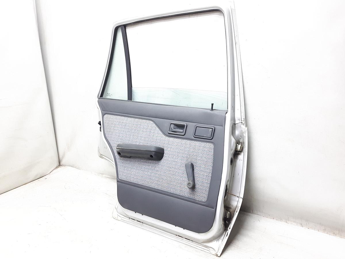 Opel Kadett E original T&uuml;r hinten links silber Limousine BJ1991