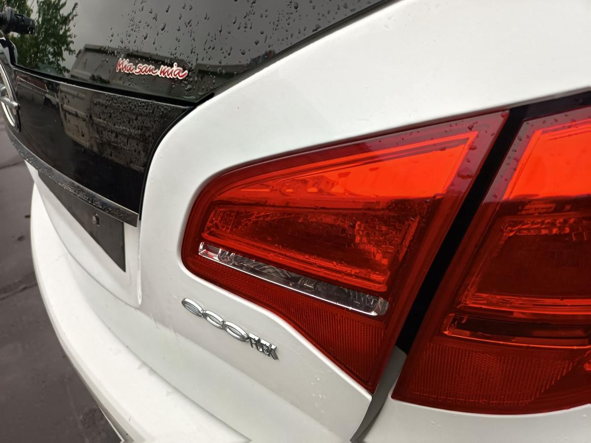 Opel Mervia B original R&uuml;ckleuchte rechts innen Heckschlusslicht Bj 2012