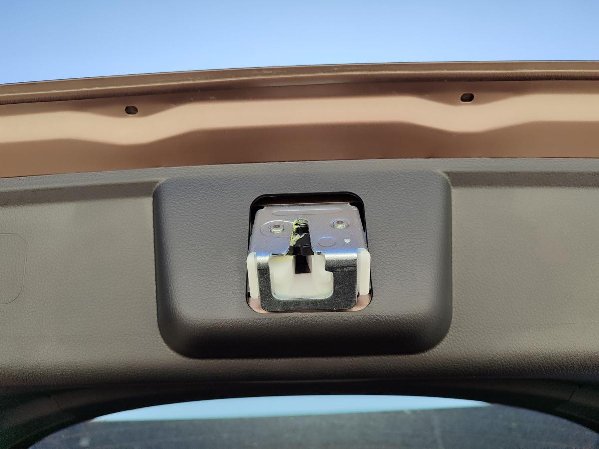 Mitsubishi Eclipse Cross original Heckklappe Kofferraumdeckel Heckscheibe C21 Bronze
