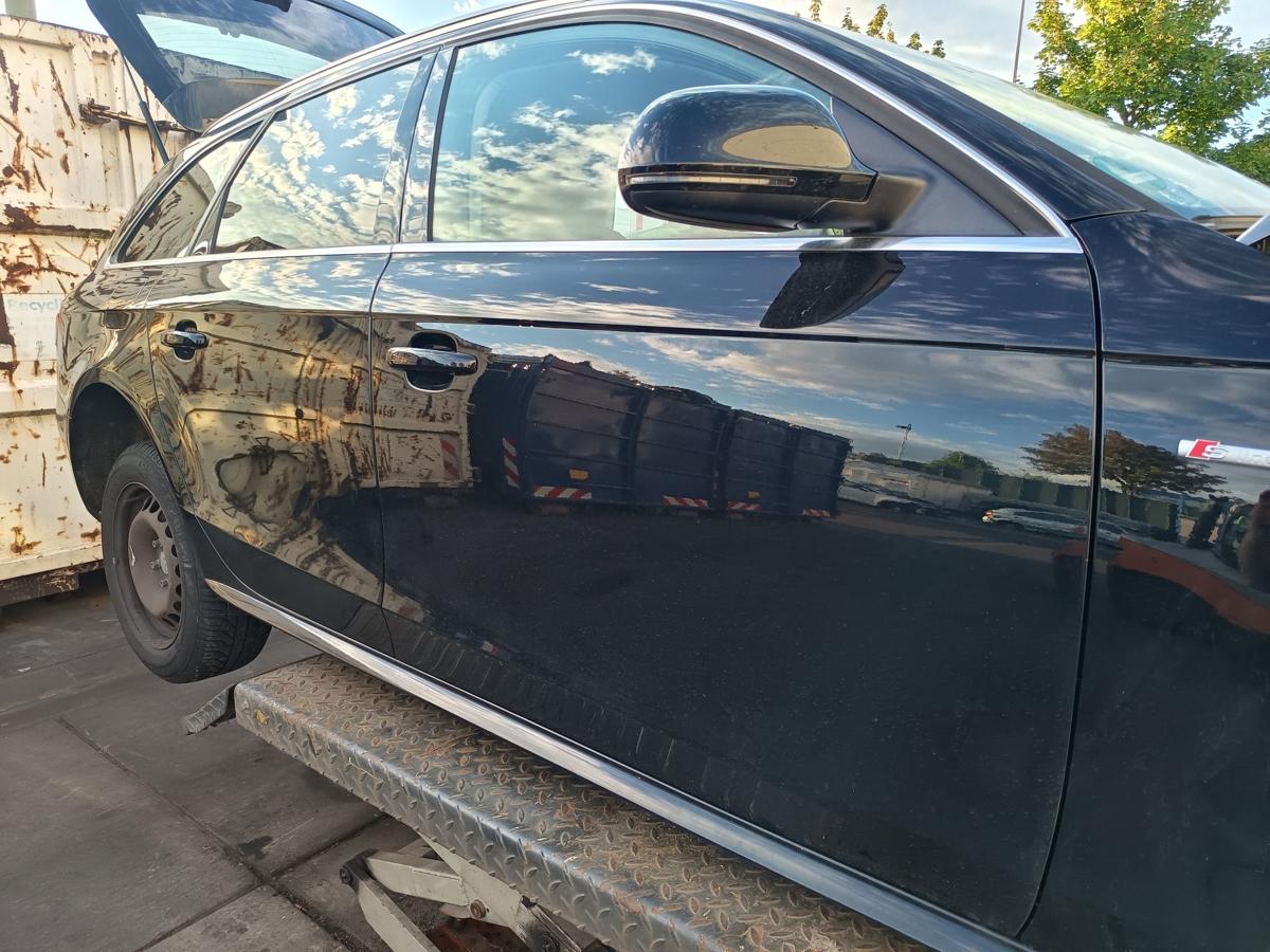 Audi A4 B8 8K original T&uuml;r vorn rechts Beifahrer Y9B Brillantschwarz Bj 2009