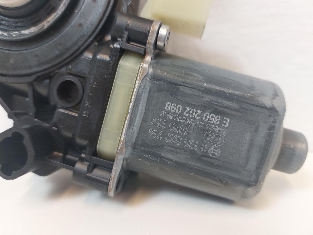 VW Golf 8 VIII CD Variant Fensterhebermotor vorn rechts Hebermotor