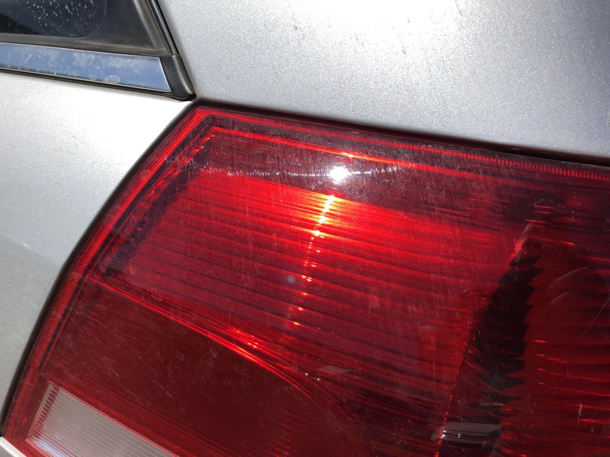 Opel Vectra C Caravan ab 05 R&uuml;ckleuchte au&szlig;en links Ecke Kombi rot silber