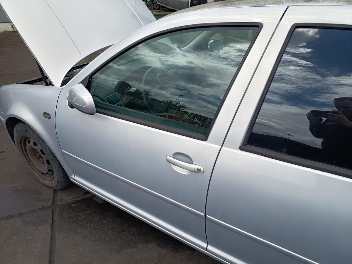 VW Golf IV original T&uuml;r vorne links LB7Z Satinsilber Baujahr 2000