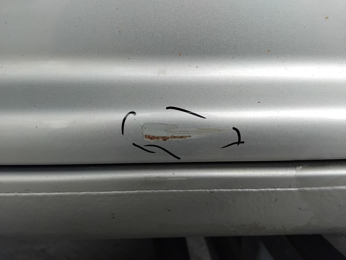 VW Bora 1J T&uuml;r vorn rechts Beifahrert&uuml;r LA7W reflexsilbermetallic BJ2002