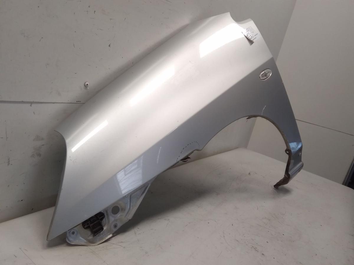 Suzuki Liana original Kotflügel vorn links silbermetallic BJ2005 Anrostung