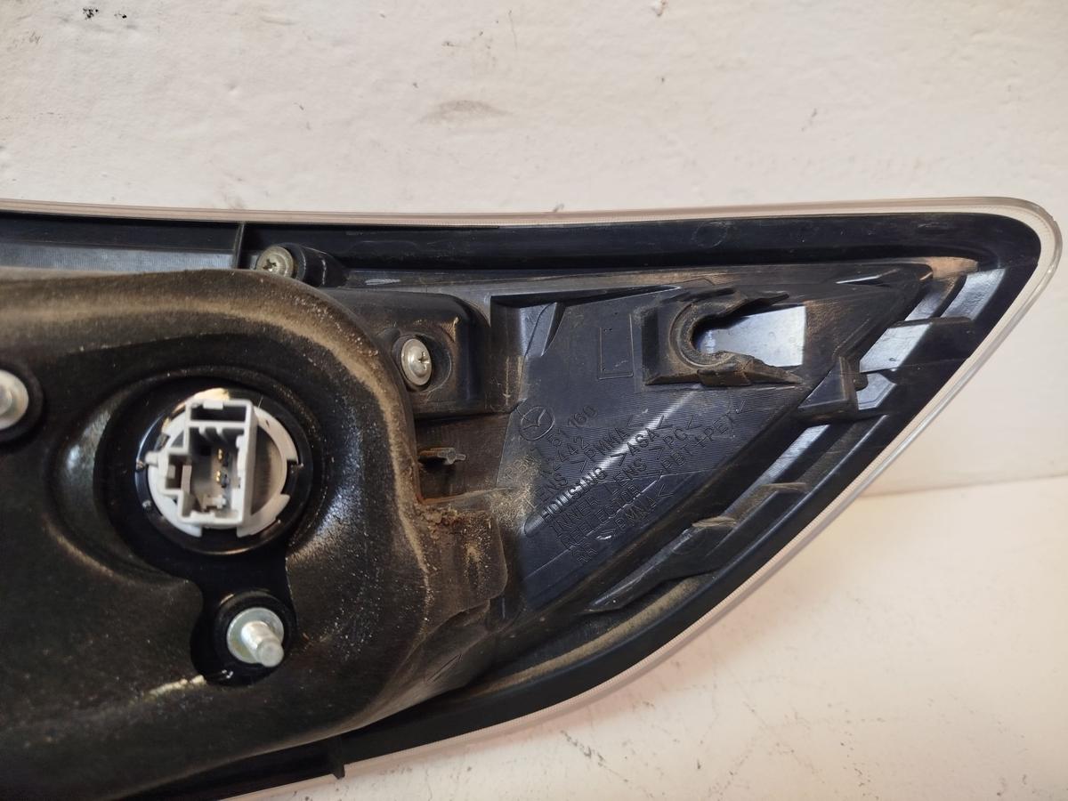 Mazda 3 Typ BL Rückleuchte außen links Rücklicht Heckleuchte nicht LED OEM