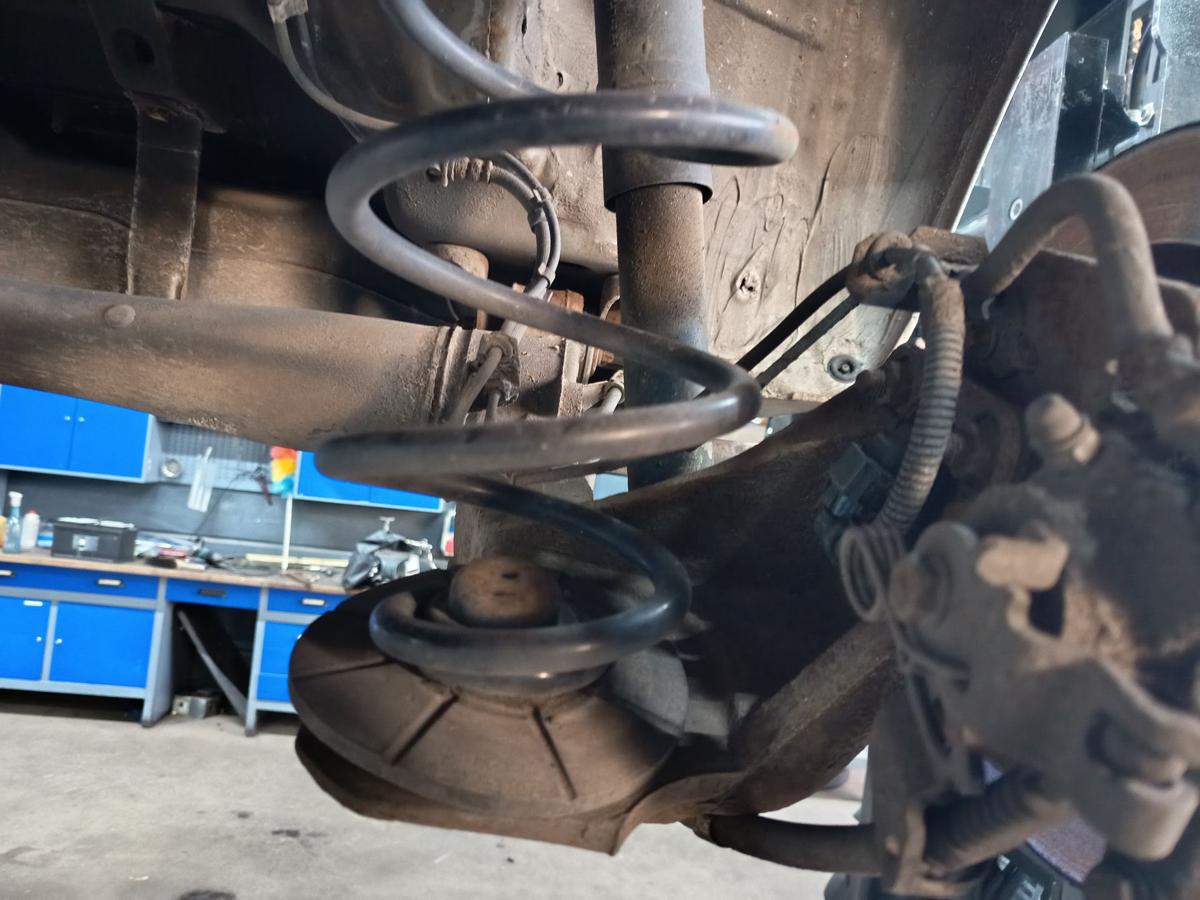 Opel Astra H Caravan Bj 2008 original Hinterachse 1,8L 103KW Benzin 5-Loch