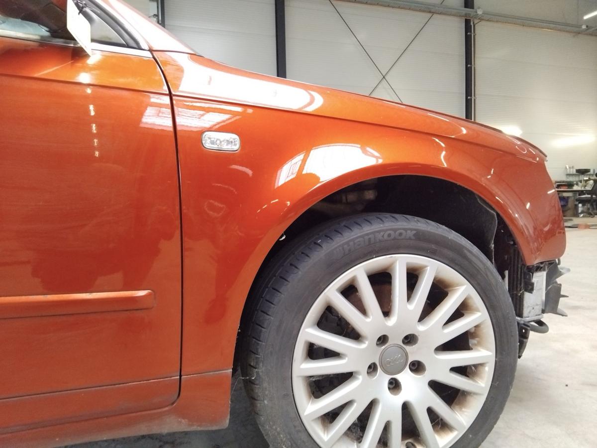 Audi A4 8E B7 original Kotflügel vorn rechts granatrotmetallic LZ3F BJ2006
