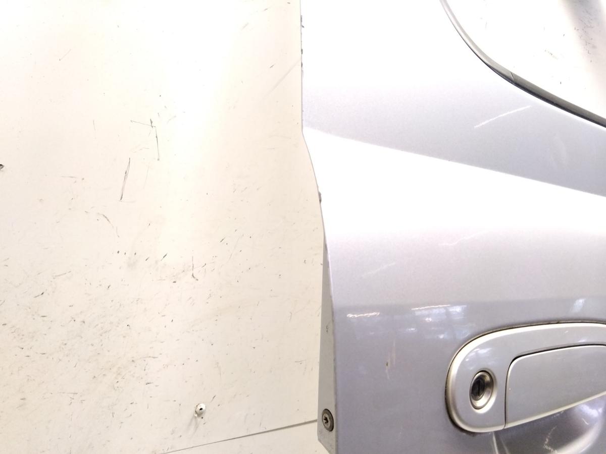 Toyota Yaris P1 T&uuml;r vorn rechts Beifahrert&uuml;r 199 silvermetallic 3-t&uuml;rig BJ2002