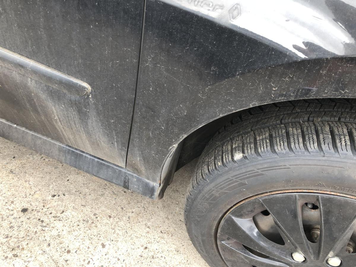 Renault Laguna III 3 Kotfl&uuml;gel vorn rechts Seitenwand NV676 Black Noir Nacre