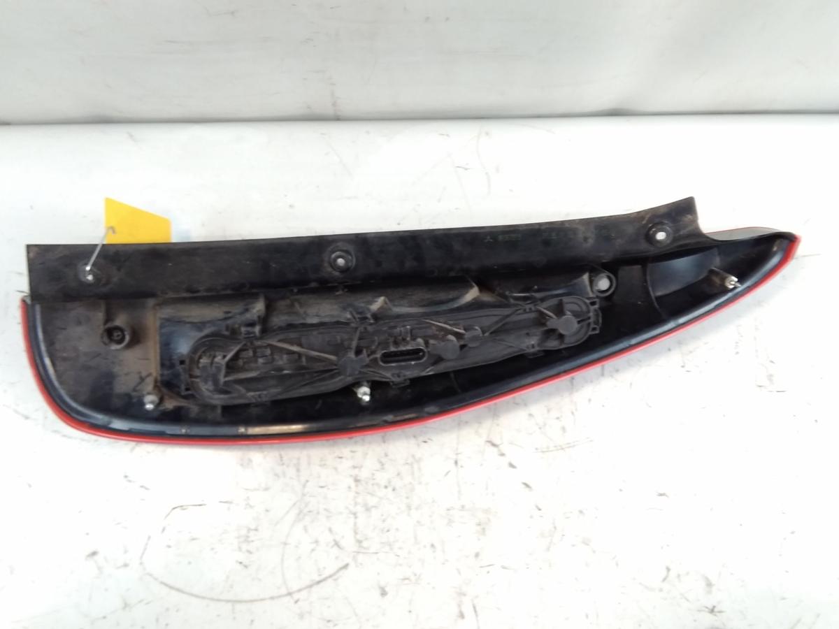 Mitsubishi Colt Z30 original Rückleuchte Heckleuchte links 5-türig BJ2004