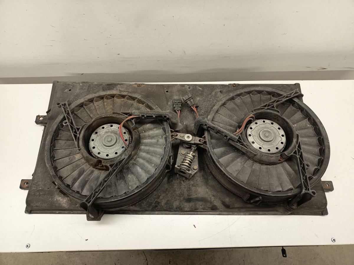 VW T4 original Elektrol&uuml;fter K&uuml;hlerl&uuml;fter 2.5l 63kW Diesel 701121207 Bj 2001