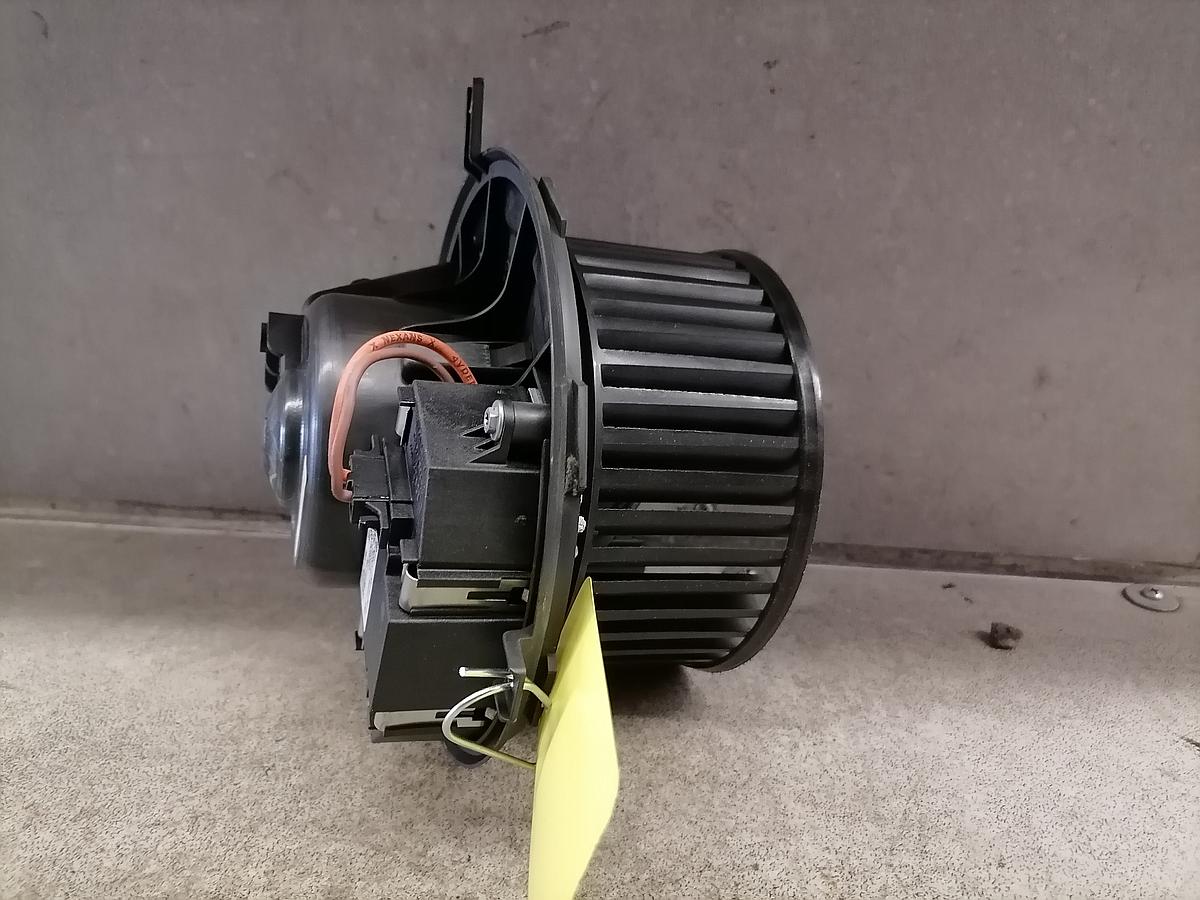 VW Passat 3C Gebläsemotor Heizgebläse 3C0820015L Innenraumlüfter BJ08