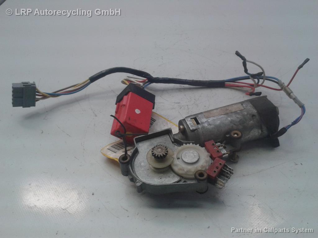 MOTOR SD; Schiebedachmotor; R 19; B/C/D 53 01/89-02/96; 7701032717; N.L.