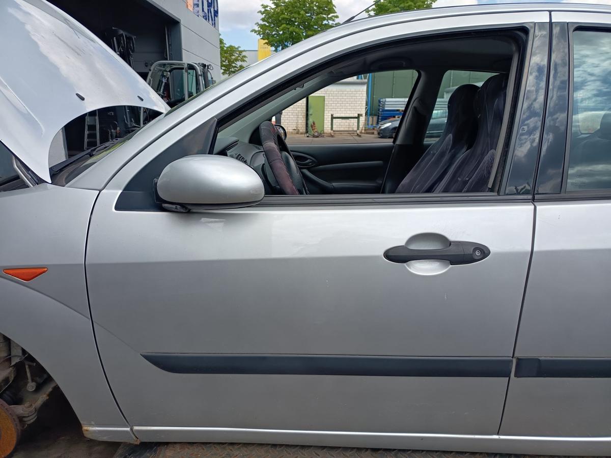 Ford Focus DAW original T&uuml;r vorne links Polar Silber Baujahr 2003