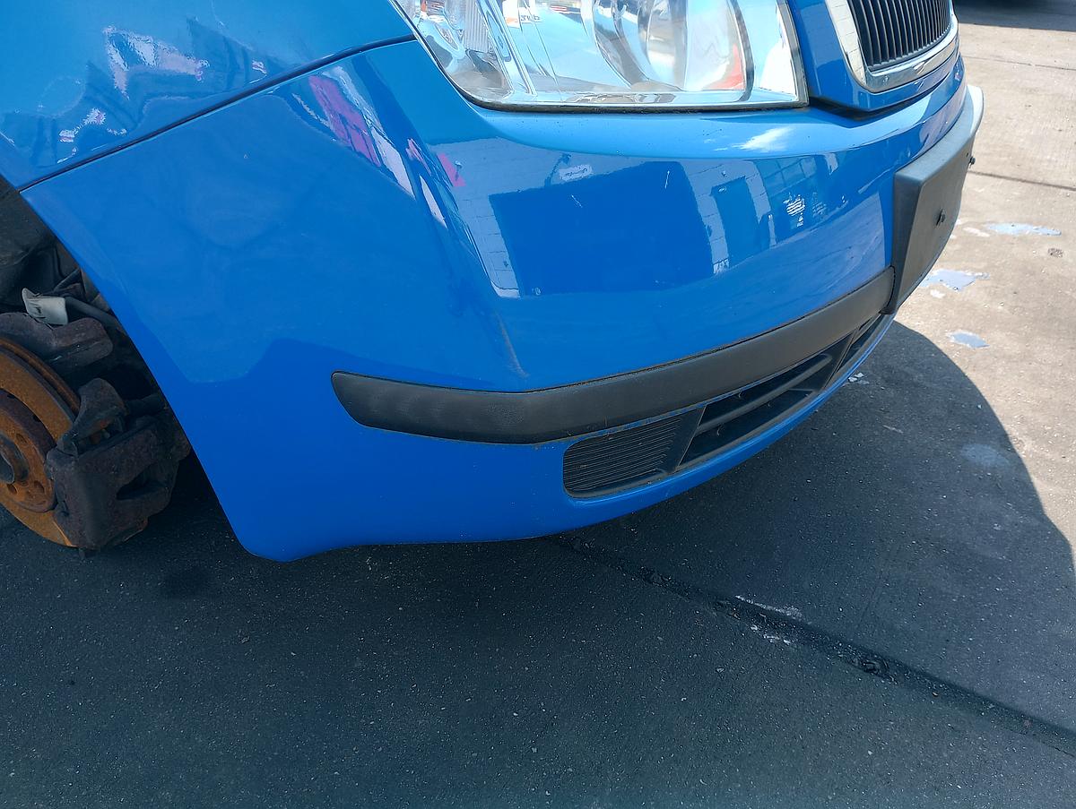 Skoda Fabia 6Y orig Stoßstange vorn LF5M Laser Blau Bj 2004