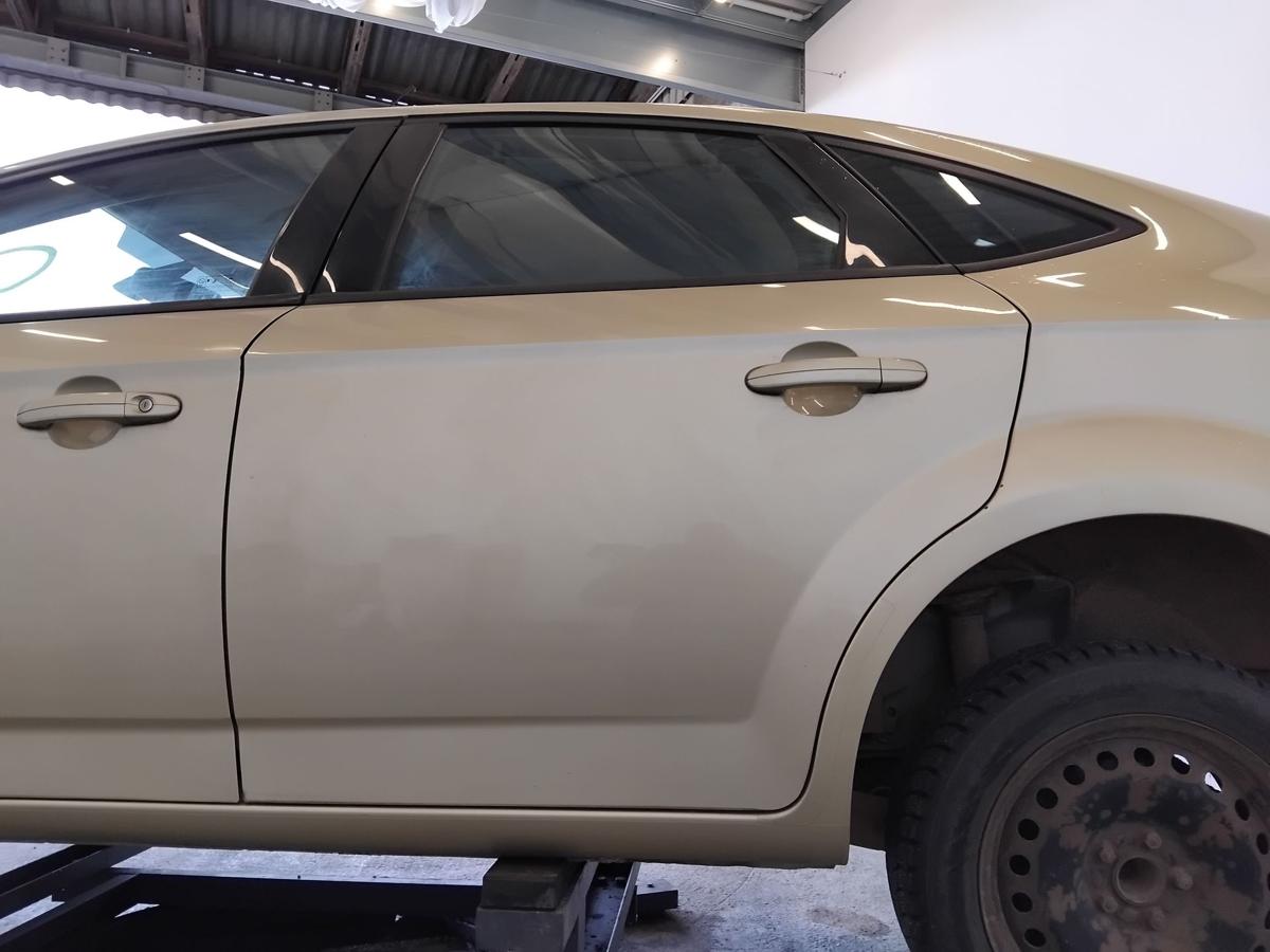 Ford Mondeo 4 BA7 Flie&szlig;heck T&uuml;r hinten links Champagnermetallic BJ2007