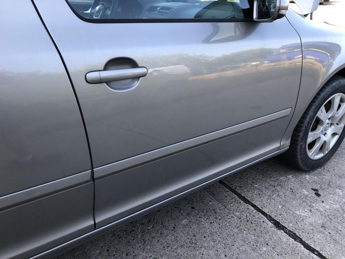 Skoda Octavia 1Z ab09 T&uuml;r vorn rechts Beifahrert&uuml;r im Rohbau LF8H Cappuccino