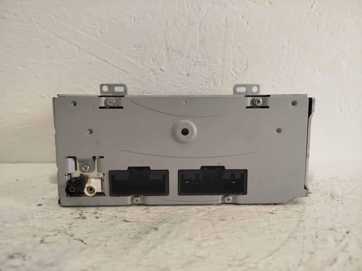 Ford Focus III DYB CEW MK3 Autoradio Radio Mainunit mit CD Spieler Audigerät