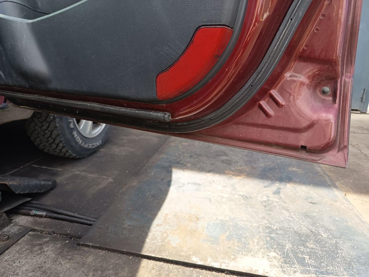 Chevrolet Captiva original T&uuml;r vorn rechts Beifahrer 53U Kandinsky red Bj 2008