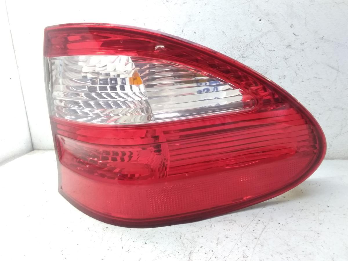 Mercedes E-Klasse Kombi S211 original R&uuml;ckleuchte Heckleuchte rechts BJ2003