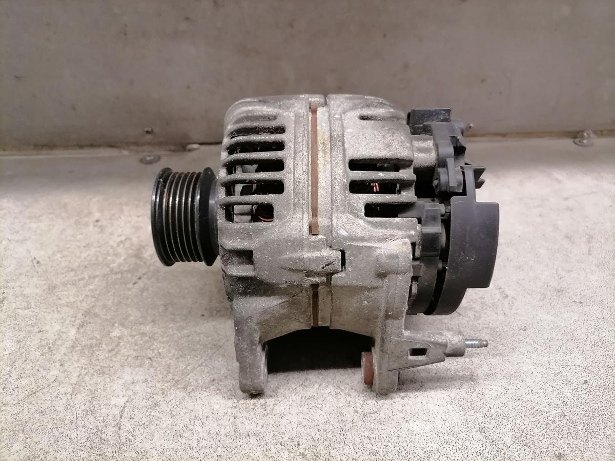 VW Golf 4 IV Lichtmaschine Generator 70A BJ99