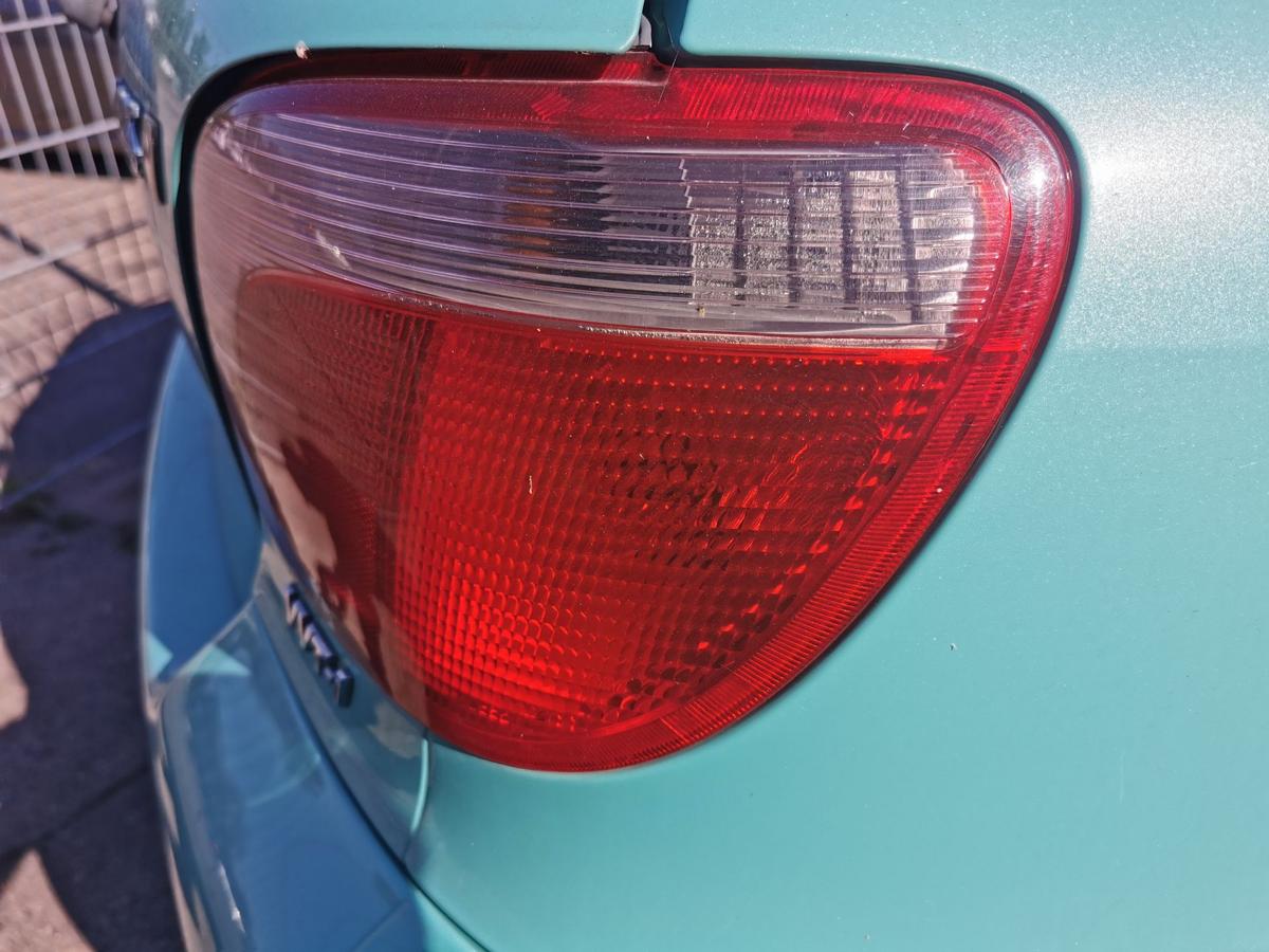 Toyota Yaris XP10 Rückleuchte Schlussleuchte Rücklicht hinten rechts 3 Türer