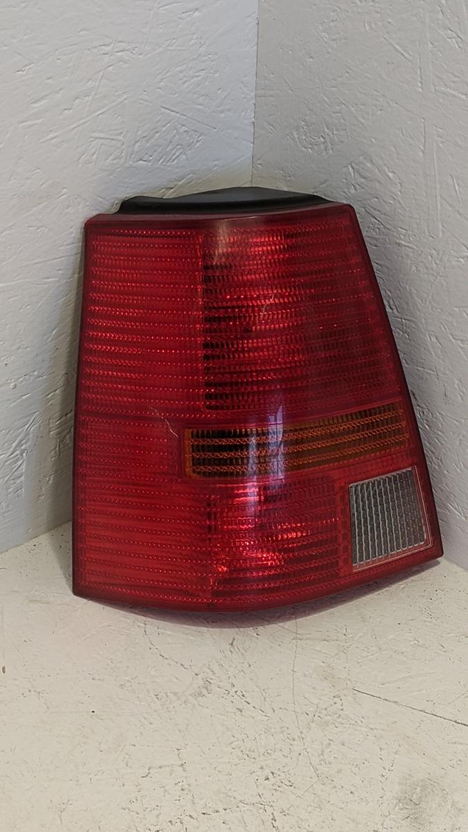 VW Golf 4 IV Variant 1J Rückleuchte Schlussleuchte Rücklicht Lampe hinten links