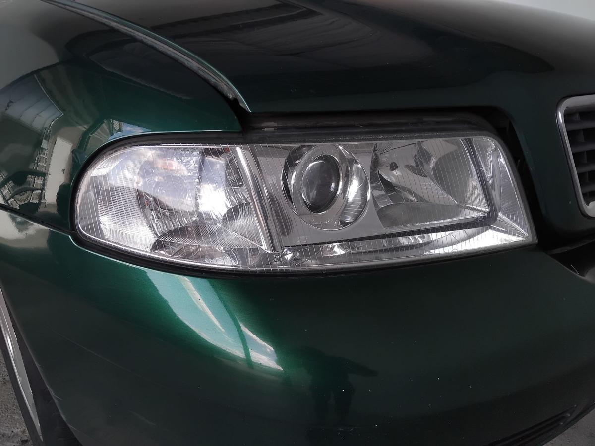 Audi A4 B5 original Scheinwerfer rechts Valeo Halogen mit LWR Facelift BJ1999
