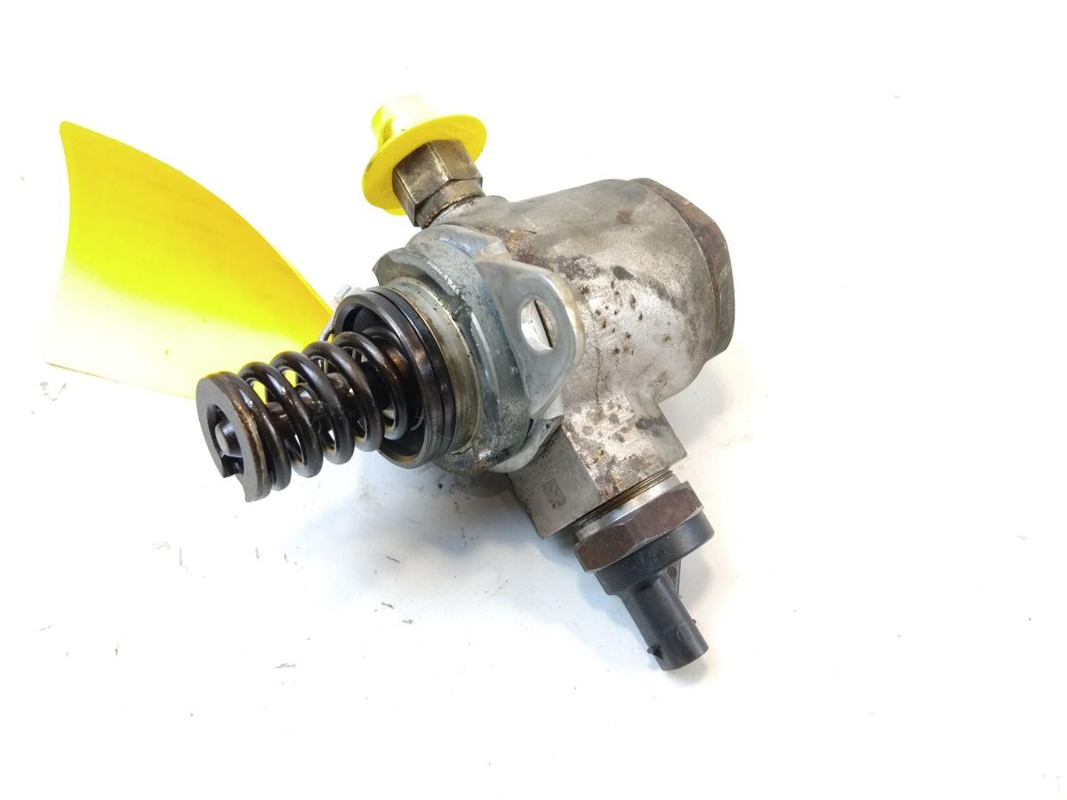 VW Passat 3C orig. Hochdruckpumpe Kraftstoffpumpe 1.4TSI 90kw BJ2009 03C127026D