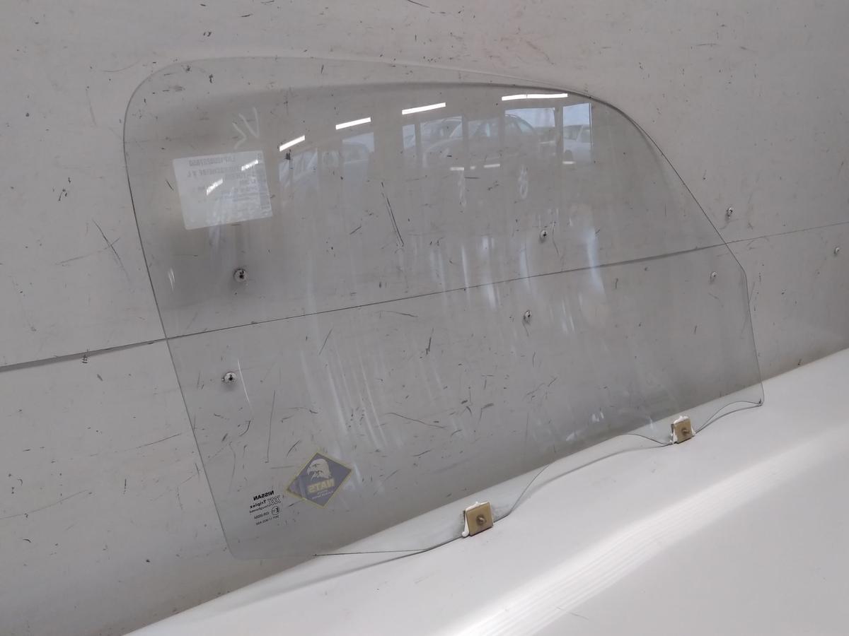 Nissan Micra K11 original T&uuml;rscheibe vorn links 3-t&uuml;rig Klarglas BJ2000