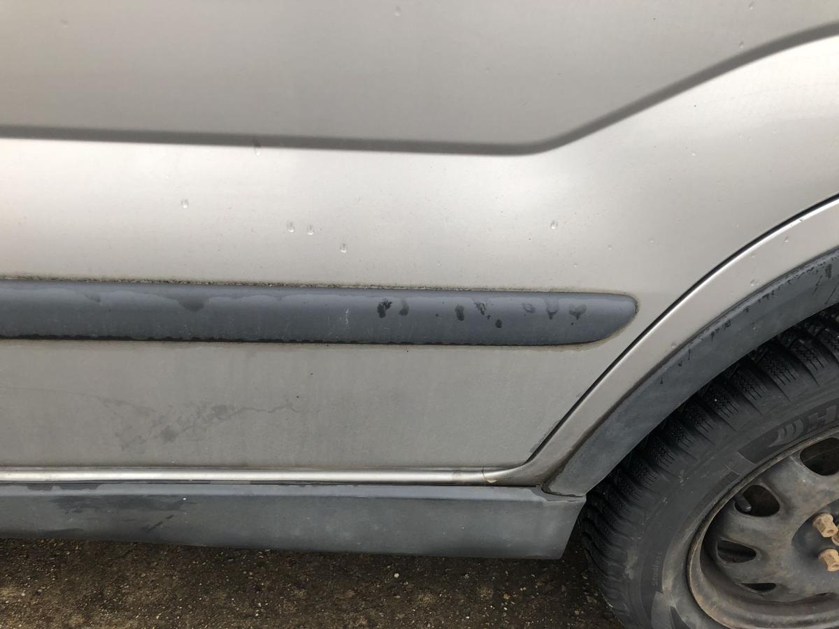 Suzuki Ignis Typ MH T&uuml;r hinten links Rohbau Autot&uuml;r Fondt&uuml;r silber