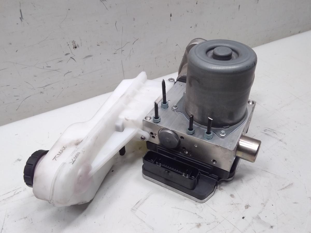 Porsche Macan 2 Turbo XAB 95C original Bremsaggregat mit Steuerger&auml;t Bj.2024