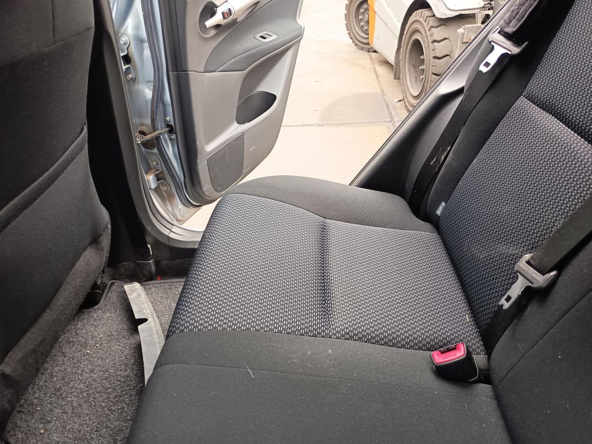 Toyota Auris E15 original R&uuml;cksitzbank Stoff anthrazit/schwarz Bj 2011