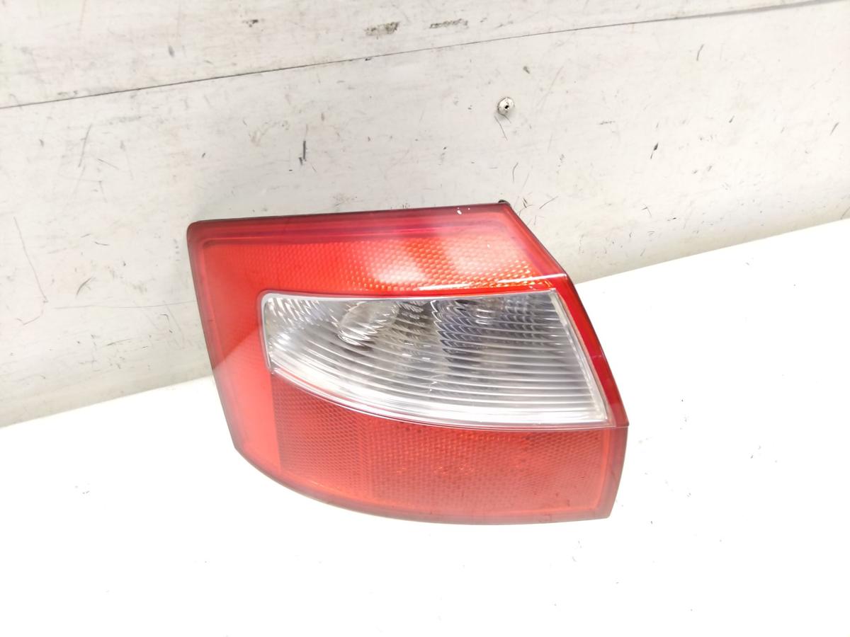 Audi A4 8E original R&uuml;ckleuchte Heckleuchte Schlussleuchte links Limo BJ2004