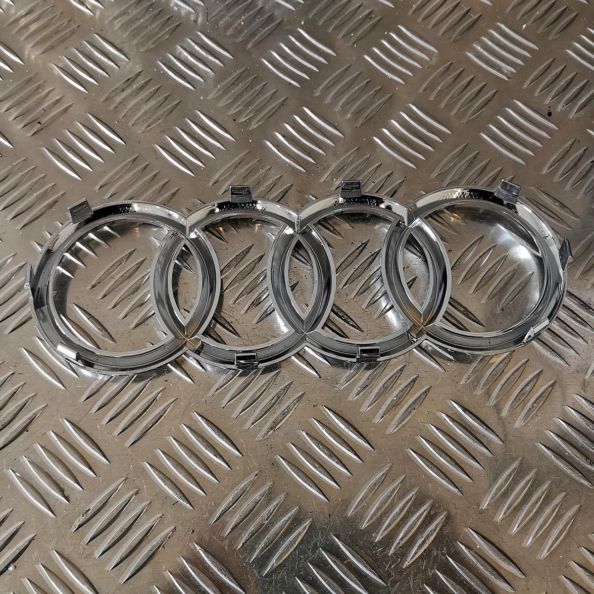 Audi A3 8V 13-15 Emblem Logo vorn Chrom 8T0853605