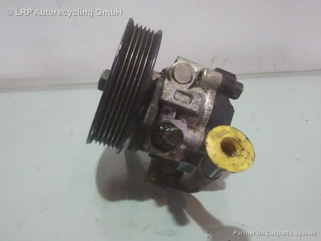 Kia Sephia FA original Servopumpe 0K24732600 1.8 82kw BJ1997