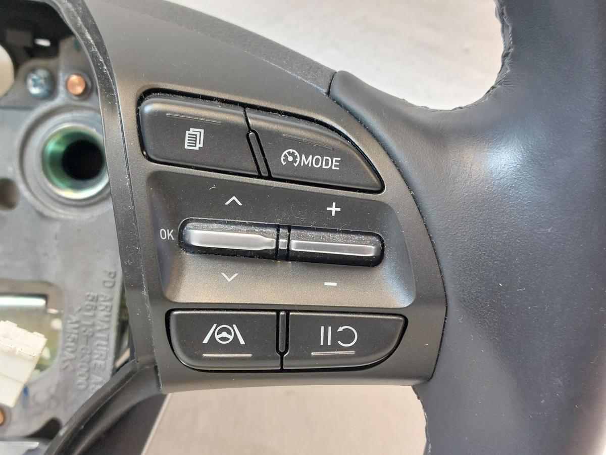 Hyundai i30 PD Mild Hybrid Lederlenkrad Lenkrad Leder 3 Speichen Mufu heizbar