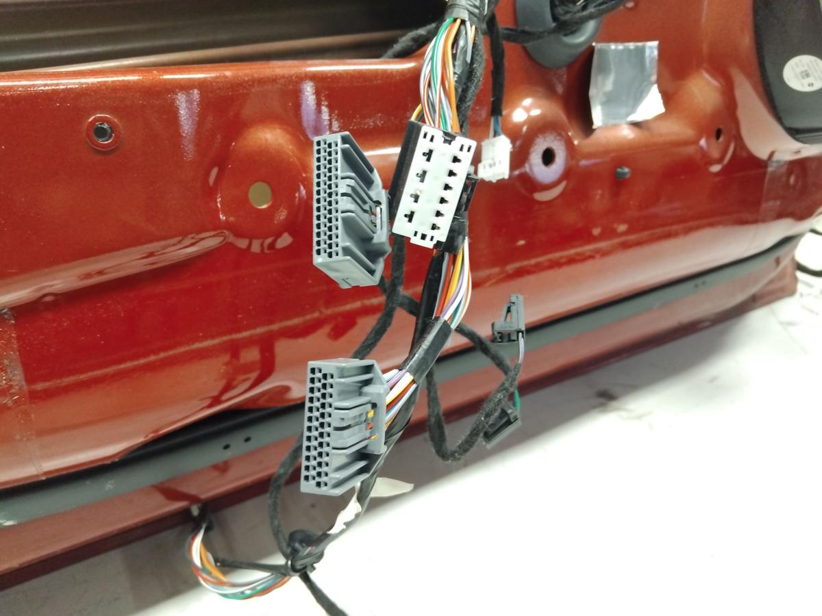 Tesla Model S T&uuml;r vorn links Fahrert&uuml;r dunkelrotmetallic PPMR sunset red Bj2019
