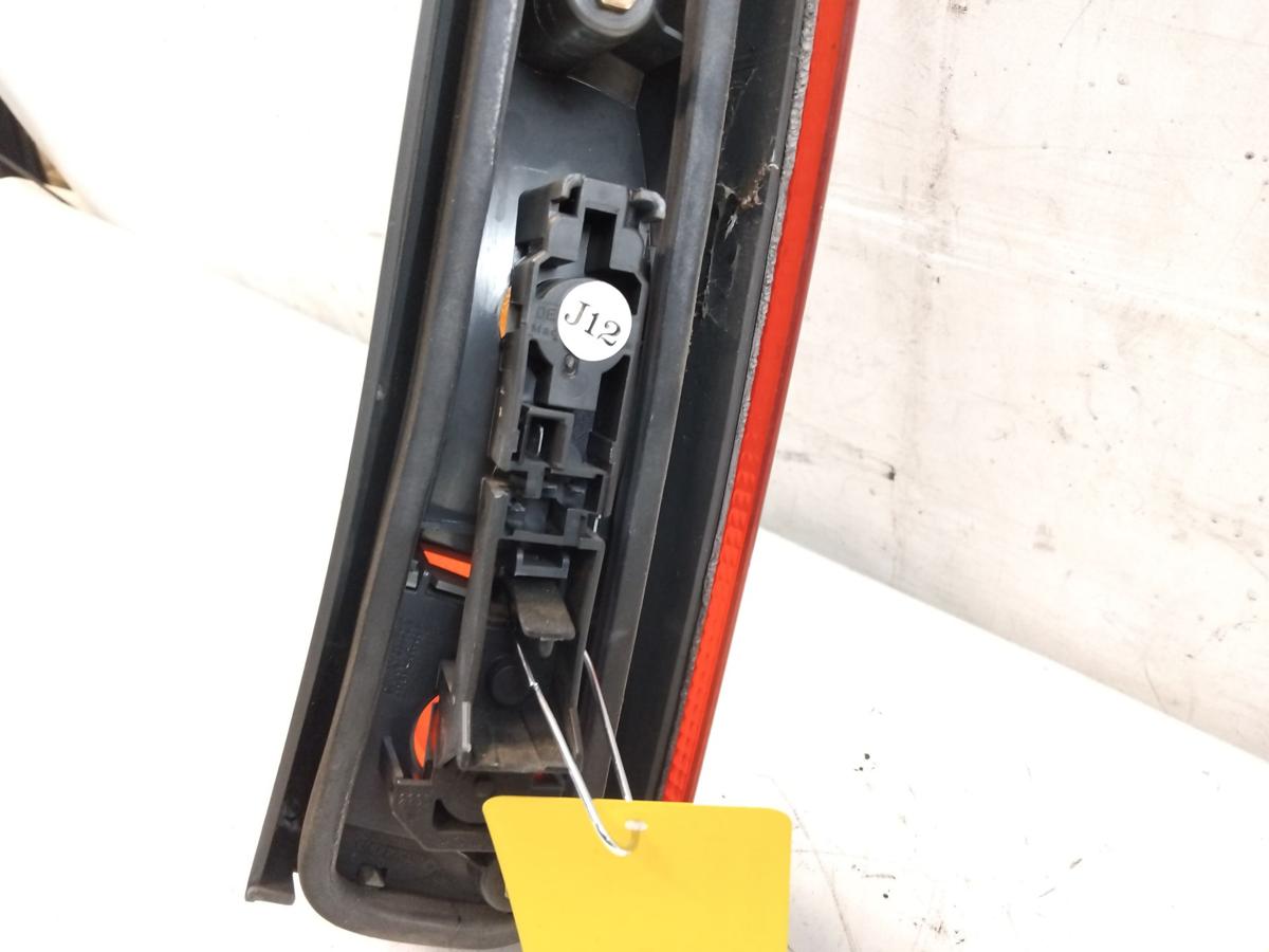 Volvo V70 original R&uuml;ckleuchte Schlussleuchte oben links 9157800 VALEO BJ1998