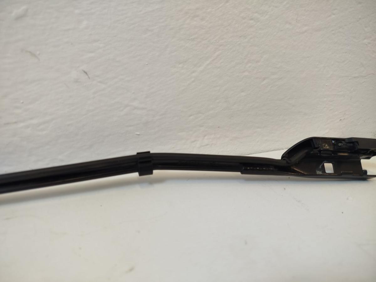 NIO EL6 Elektro SUV Wischerarm vorn links Scheibenwischerarm
