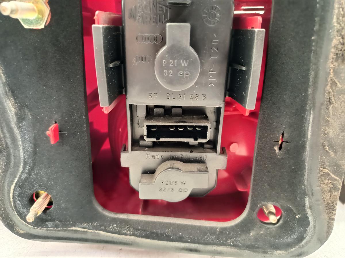 Audi A6 4B original R&uuml;ckleuchte rechts vor Facelift Bj 00