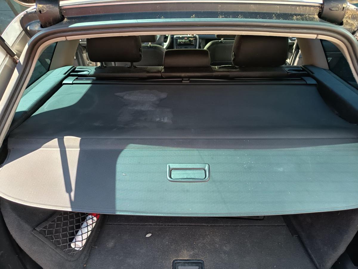 Audi A4 B6 Avant original Laderaumabdeckung Abdeckrollo soul 8E986355394H Bj2003