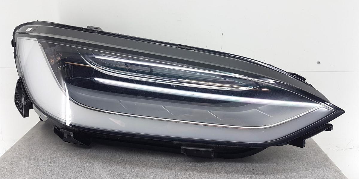 Tesla Model X Hauptscheinwerfer rechts LED Bj2022 1034319-00-E Frontscheinwerfer