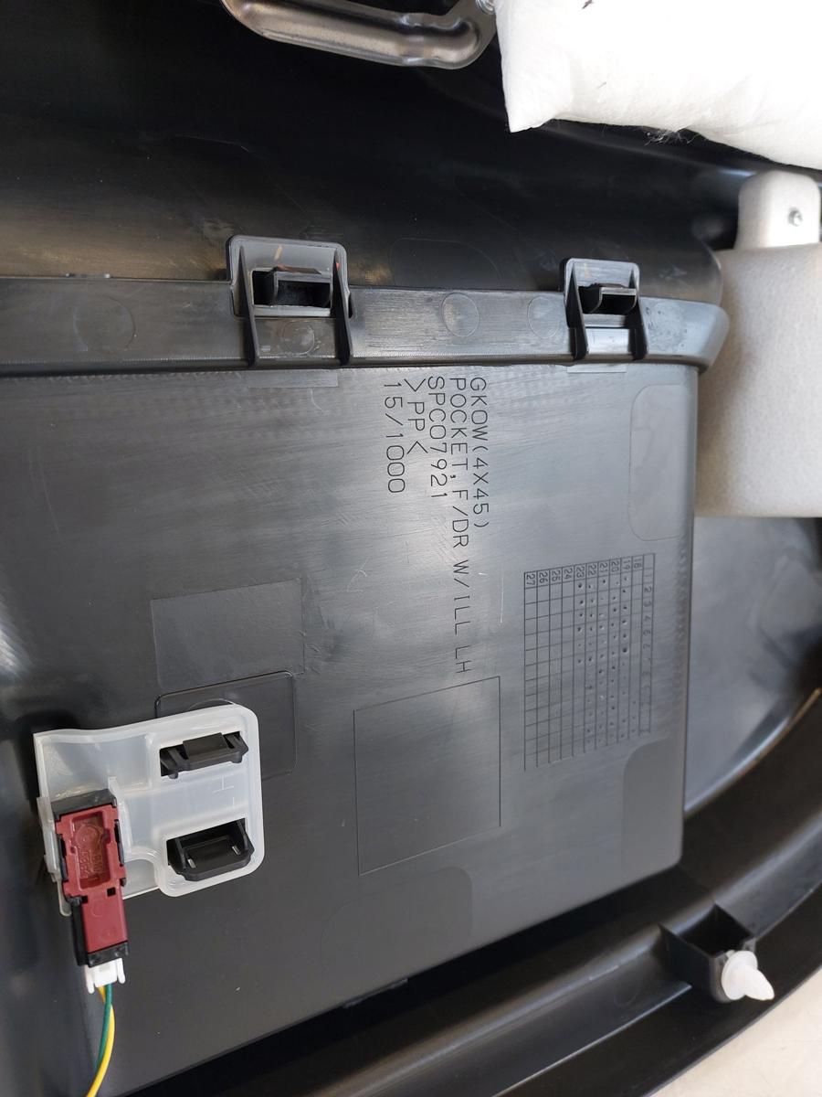 Mitsubishi Eclipse Cross GK0 ab21 T&uuml;rverkleidung vorn links T&uuml;rpappe OEM