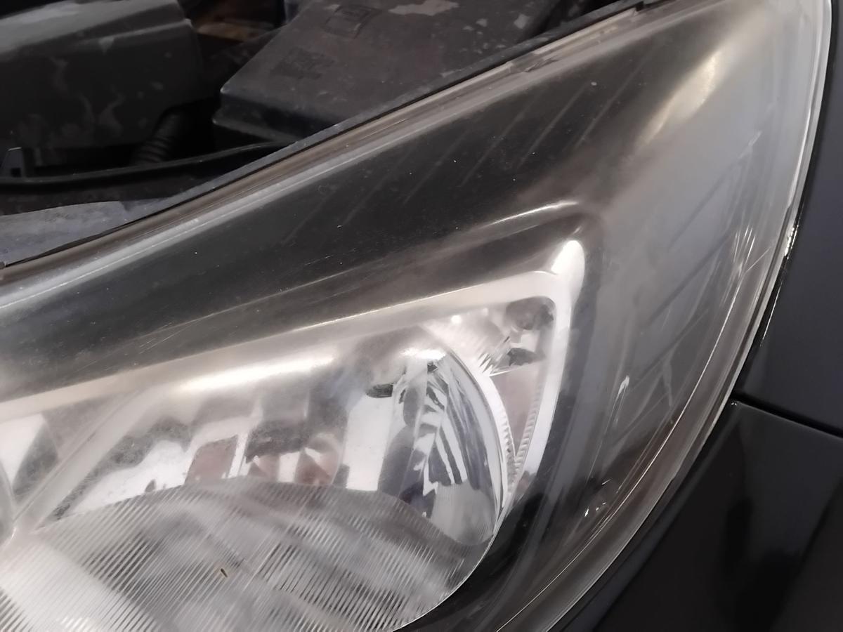 Ford Focus 3 DYB orig Scheinwerfer links schwarz Visteon mit LWR vergilbt BJ2011