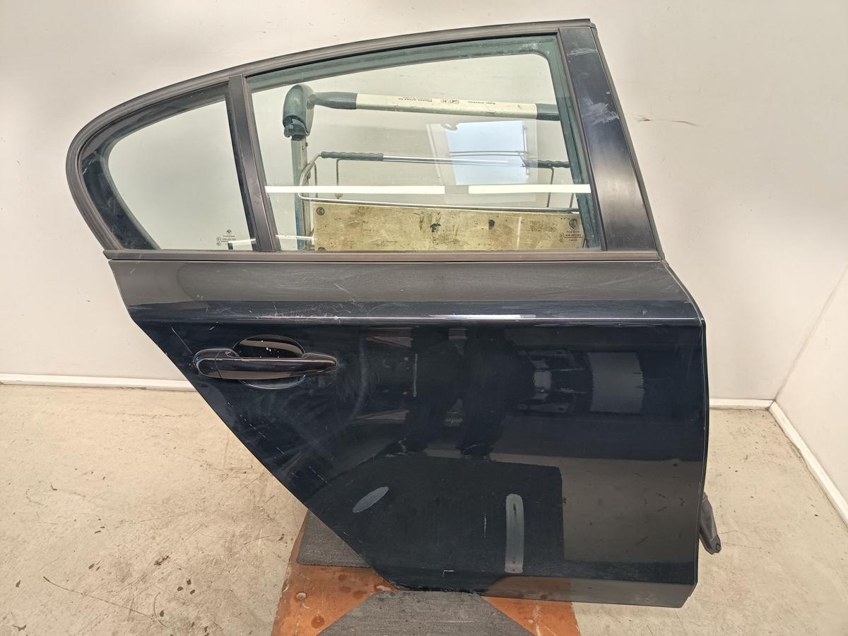 BMW 1er E87 original T&uuml;r hinten rechts schwarz Baujahr 2005